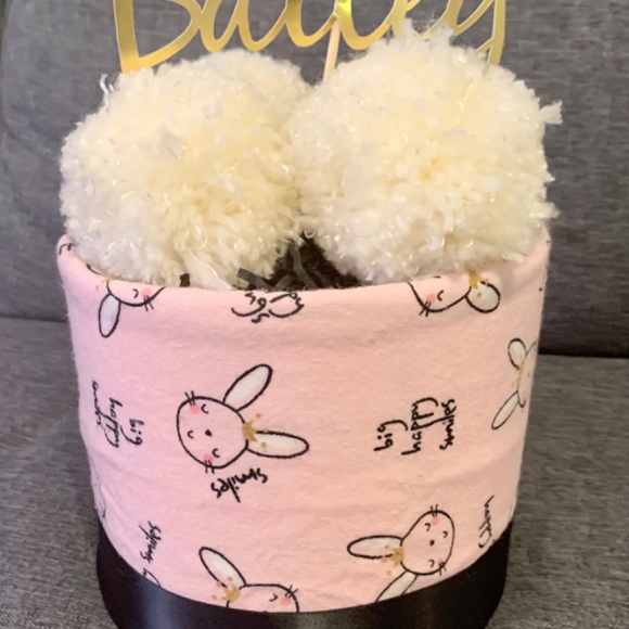 Bunny receiving blanket cake - Picture 5 of 5